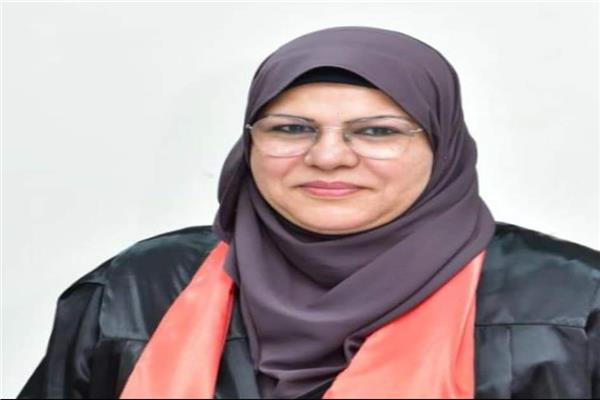 الاستاذة الدكتورة ندية القاضي عميد كلية الاعلام