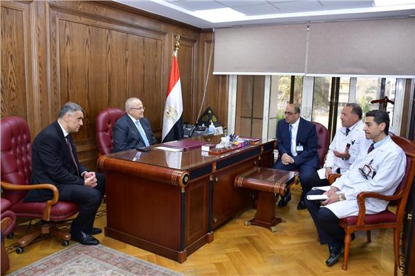 جامعة القاهرة تواصل تنفيذ أكبر مشروعات لتطوير مستشفياتها: 