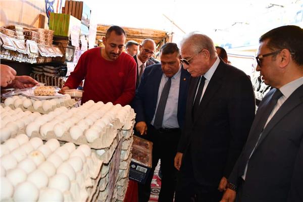 محافظ جنوب سيناء يفتتح معرض أهلا رمضان بأبورديس بنسبة تخفيض 20%