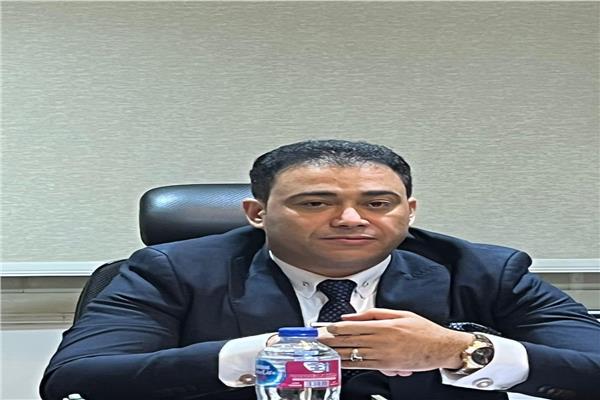 مبارك الهواري عضو اتحاد الصناعات المصرية