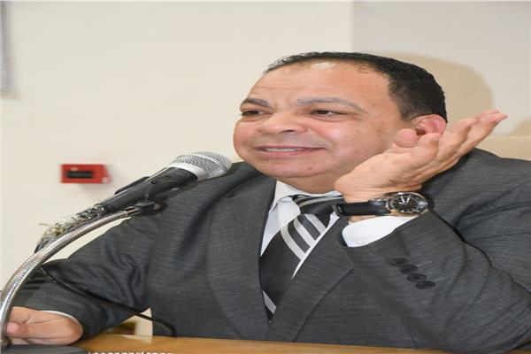 الدكتور عيد عبدالواحد رئيس الجهاز التنفيذي للهيئة العامة لتعليم الكبار