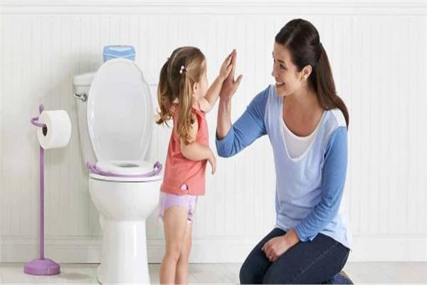تدريب طفلك على «الحمام» لأول مرة 