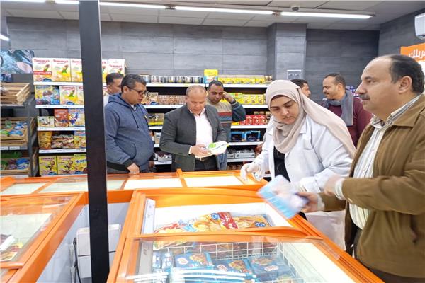 حملة مكبرة لمجلس مدينة بسيون بالغربية لمتابعة انخفاض أسعار السلع استعدادا لشهر رمضان المبارك 