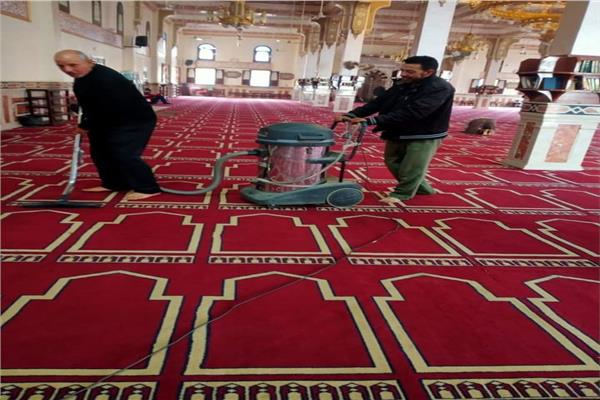 حملات للنظافة والتجميل بالمساجد 