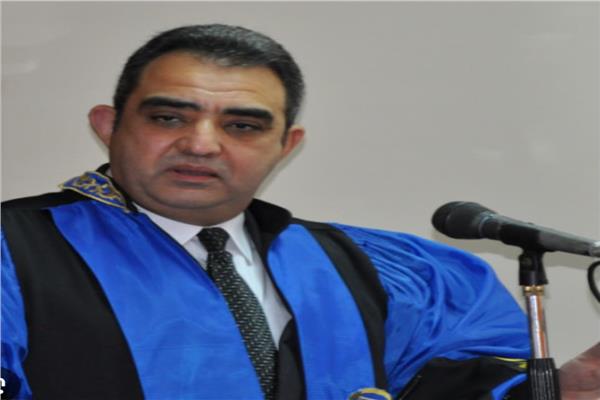  الدكتورمصطفى اباظه أمين اللجان المتخصصة بحزب المؤتمر
