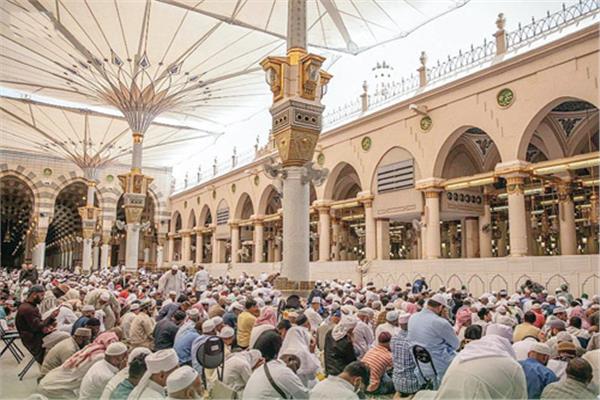 المسجد وشهود صلاة الجماعة