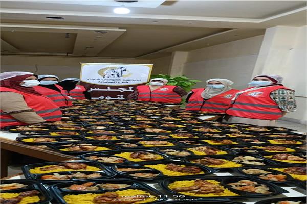 مبادرة مطبخ المصرية لتجهيز وجبات الطعام للأسر الأولى بالرعاية