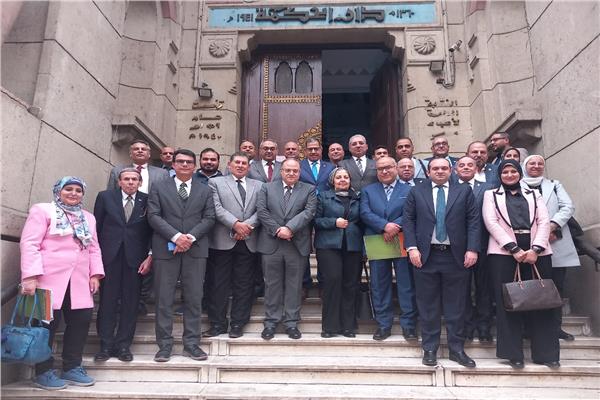 الدكتور على الغمراوى رئيس هيئة الدواء المصرية خلال زيارته للنقابة العامة لصيادلة مصر