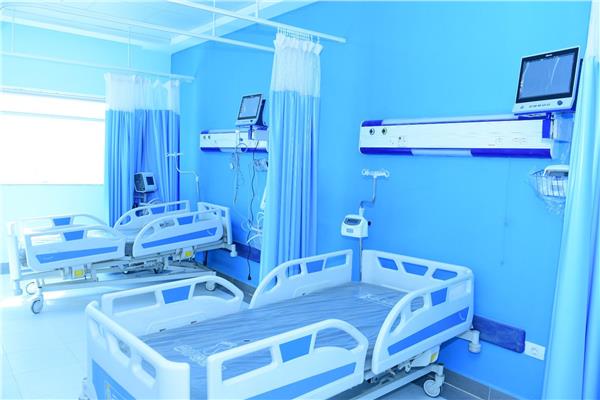 *١٩٠ سرير عناية مركزة ومتوسطة بمستشفيات سوهاج الجامعية لتوفير العناية الفائقة للمرضي