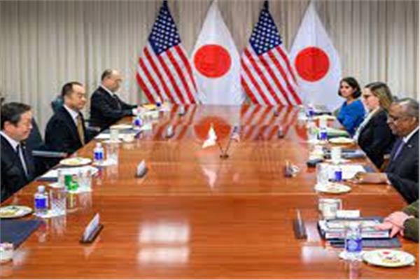 اليابان والولايات المتحدة تبحثان تعزيز تعاونهما العسكري