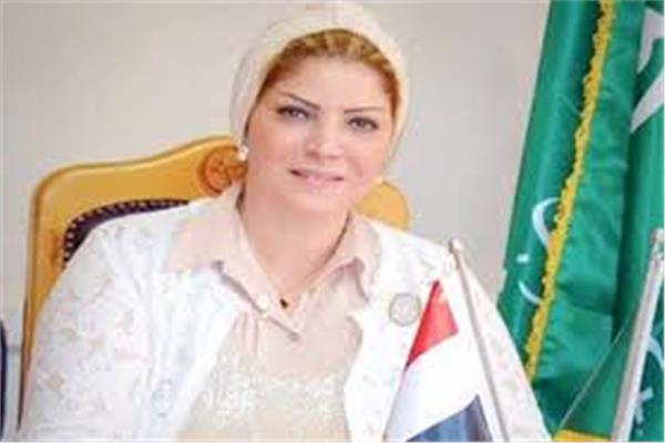 الدكتورة منال العبسي رئيس الجمعية العمومية لنساء مصر