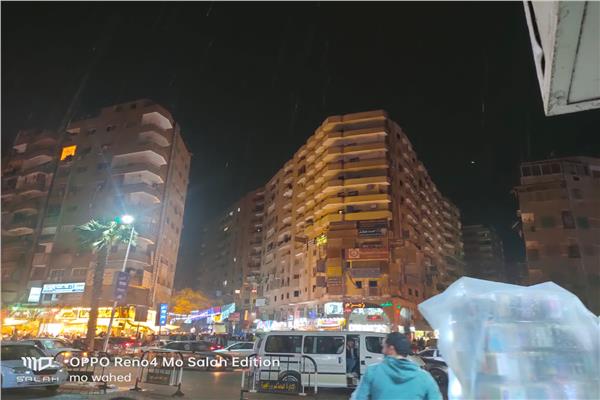 أمطار غزيرة وبرق على محافظة الجيزة| صور