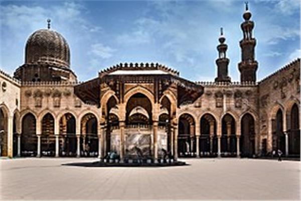 مسجد المؤيد شيخ في القاهرة القديمة