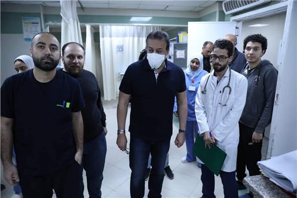 وزير الصحة خلال إحدى جولاته فى المستشفيات