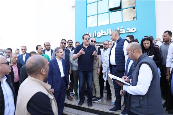 وزير الصحة يتفقد مستشفى محلة مرحوم التخصصي