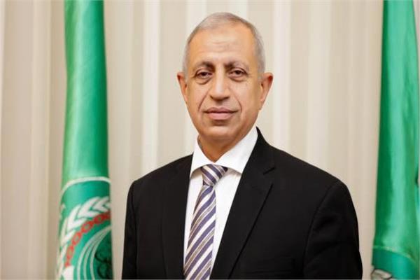  الدكتور إسماعيل عبدالغفار رئيس الأكاديمية العربية