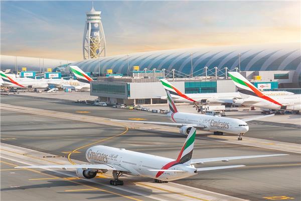 «مطار دبي» يعلن إلغاء عدد من الرحلات بسبب الطقس السيء