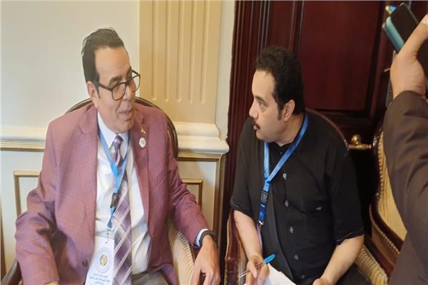 عبد الفتاح إبراهيم رئيس النقابة  العامة و أمين الاتحاد العربي للعاملين