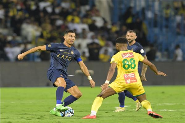 رونالدو يقود النصر للفوز على الخليج في الدوري السعودي