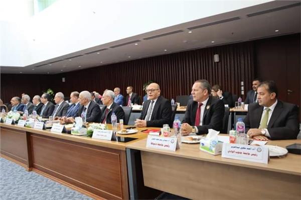 رئيس جامعة الأقصر يشارك باجتماع المجلس الأعلى للجامعات 
