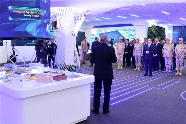 الرئيس السيسي أثناء افتتاح مركز البيانات والحوسبة السحابية