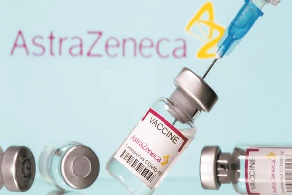 اعتراف استرازينيكا أثار الجدل.. والصحة تؤكد أن اللقاح آمن