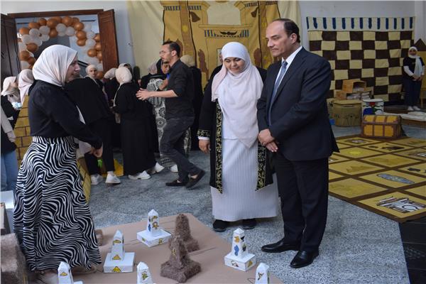 رئيس جامعة العريش يفتتح معرض نور الحضارة للأطفال ذوي الإعاقة