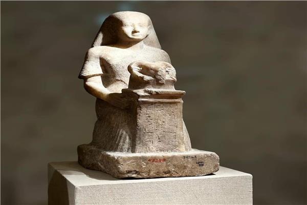 حكاية أثر| «تمثال نس آمون» تجسيد للعبادة والسلطة في عصر الإنتقال الثالث  