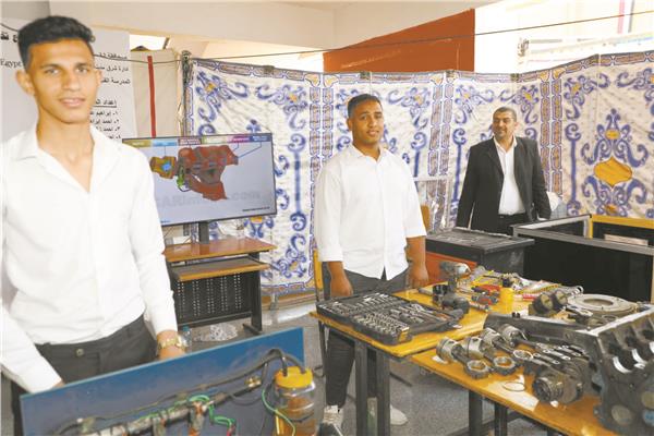 طلاب مدرسة تكنولوجيا الصيانة يتعلمون مهارات سوق العمل داخل ورشة «لوبان مصر»