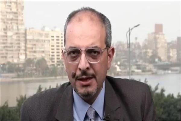 الكاتب الصحفي محمد مصطفى أبو شامة 