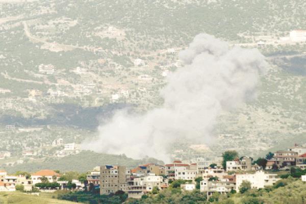 تصاعد الدخان نتيجة قصف إسرائيلى جنوب لبنان