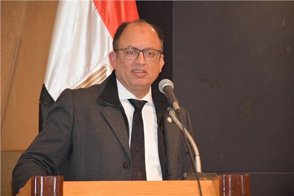 رئيس جامعة حلوان الأهلية