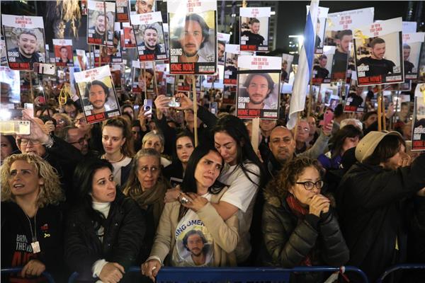 مظاهرات في إسرائيل تطالب نتنياهو بالتوصل لاتفاق فوري 