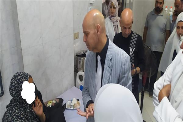 وكيل وزارة الصحة بالشرقية يتفقد مستشفى العزازي