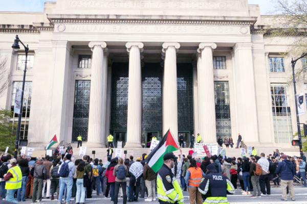 احتجاجات الطلبة داخل Mit-  تصوير ناصر الرباط