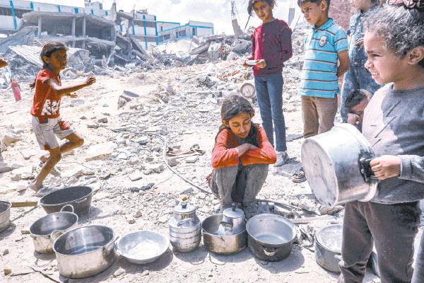 الجوع يحاصر أطفال قطاع غزة
