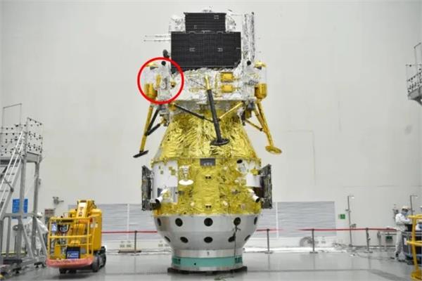 "روبوت سري" متصل بصاروخ القمر الصيني