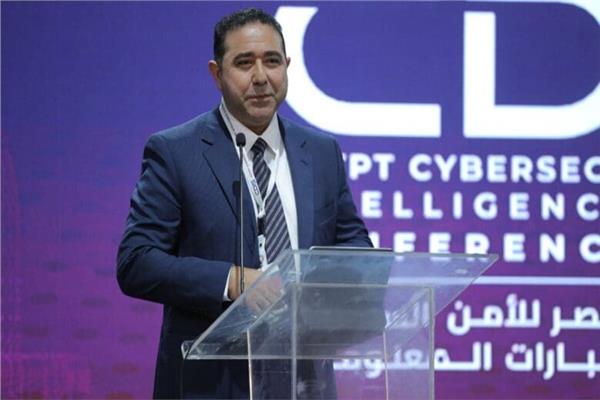 الدكتور أحمد عبد الحافظ، نائب رئيس جهاز الاتصالات