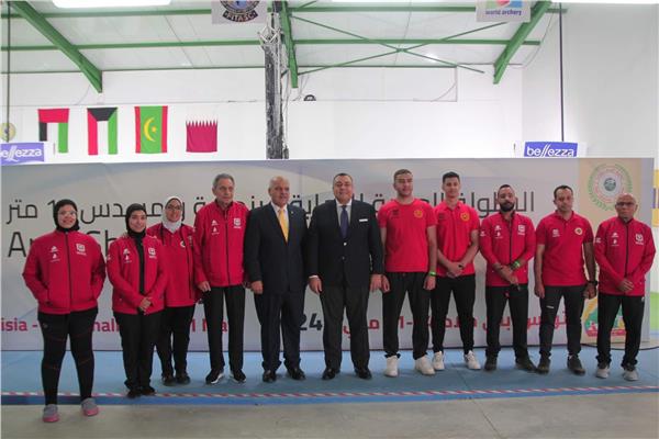 سفير مصر بتونس يزور منتخب الرماية المُشارك في البطولة العربية للرماية  