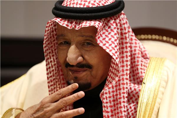 الديوان الملكي السعودي: الملك سلمان يعاني من التهاب رئوي 