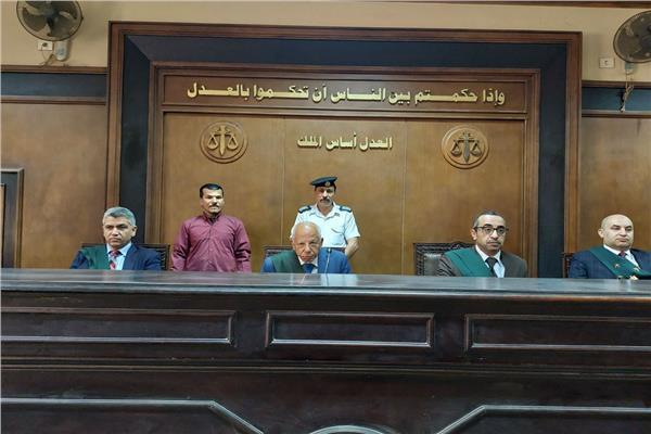 هيئة المحكمة برئاسة المستشار شعبان عبد المنصف تعيلب