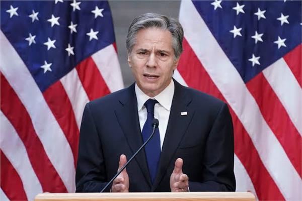 وزير الخارجية الأمريكي يعلن حزمة مساعدات عسكرية جديدة لكييف