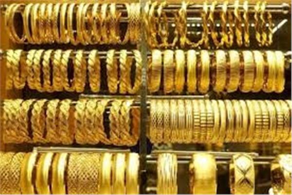 أسعار الذهب في بداية تعاملات اليوم السبت 25 مايو