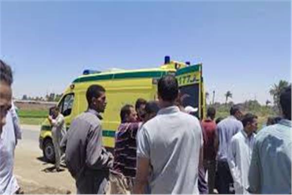 إصابة 25 شخصا في انقلاب سيارة ربع نقل في بني سويف 