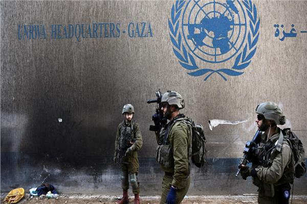 قوات الاحتلال الإسرائيلي تعتدي على مركز إغاثة للأونروا في جنين