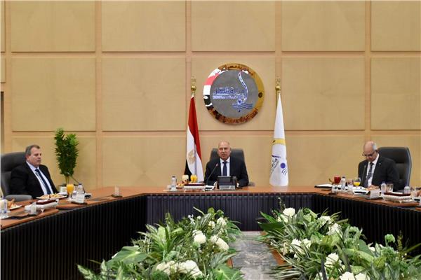  وزير النقل يترأس الجمعية العامة لشركة المركز الطبي لسكك حديد مصر