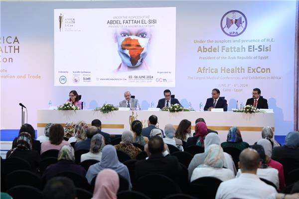 وزير الصحة يشارك في جلسة نقاشية حول مبادرة «صحة المرأة»