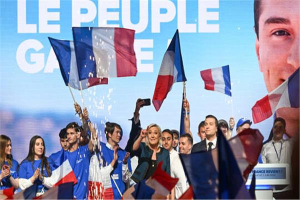 اليمين المتطرف يتصدر الانتخابات الأوروبية في فرنسا بأكثر من 30%