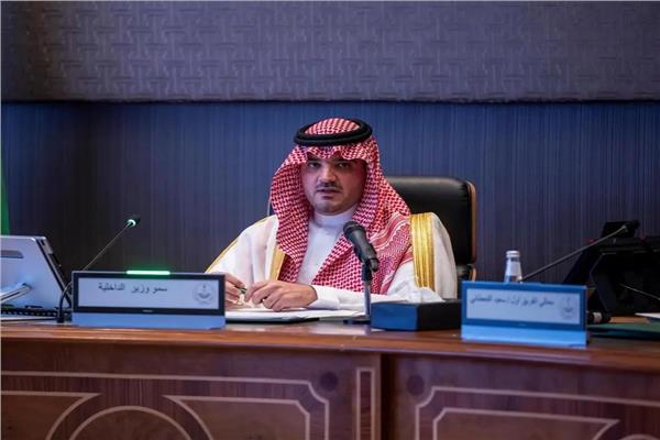 وزير الداخلية السعودي ورئيس لجنة الحج، الأمير عبدالعزيز بن سعود