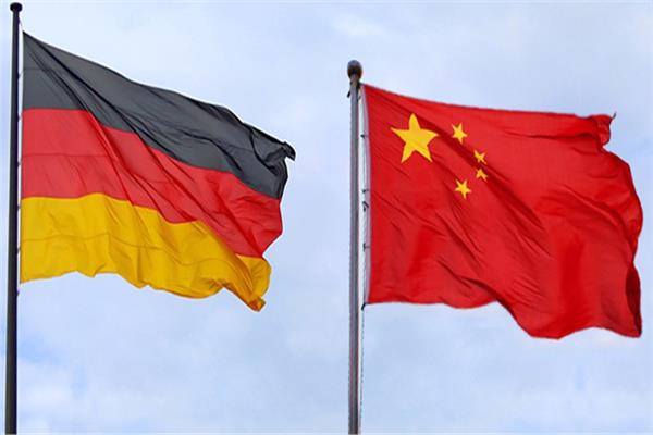 علما الصين وألمانيا 